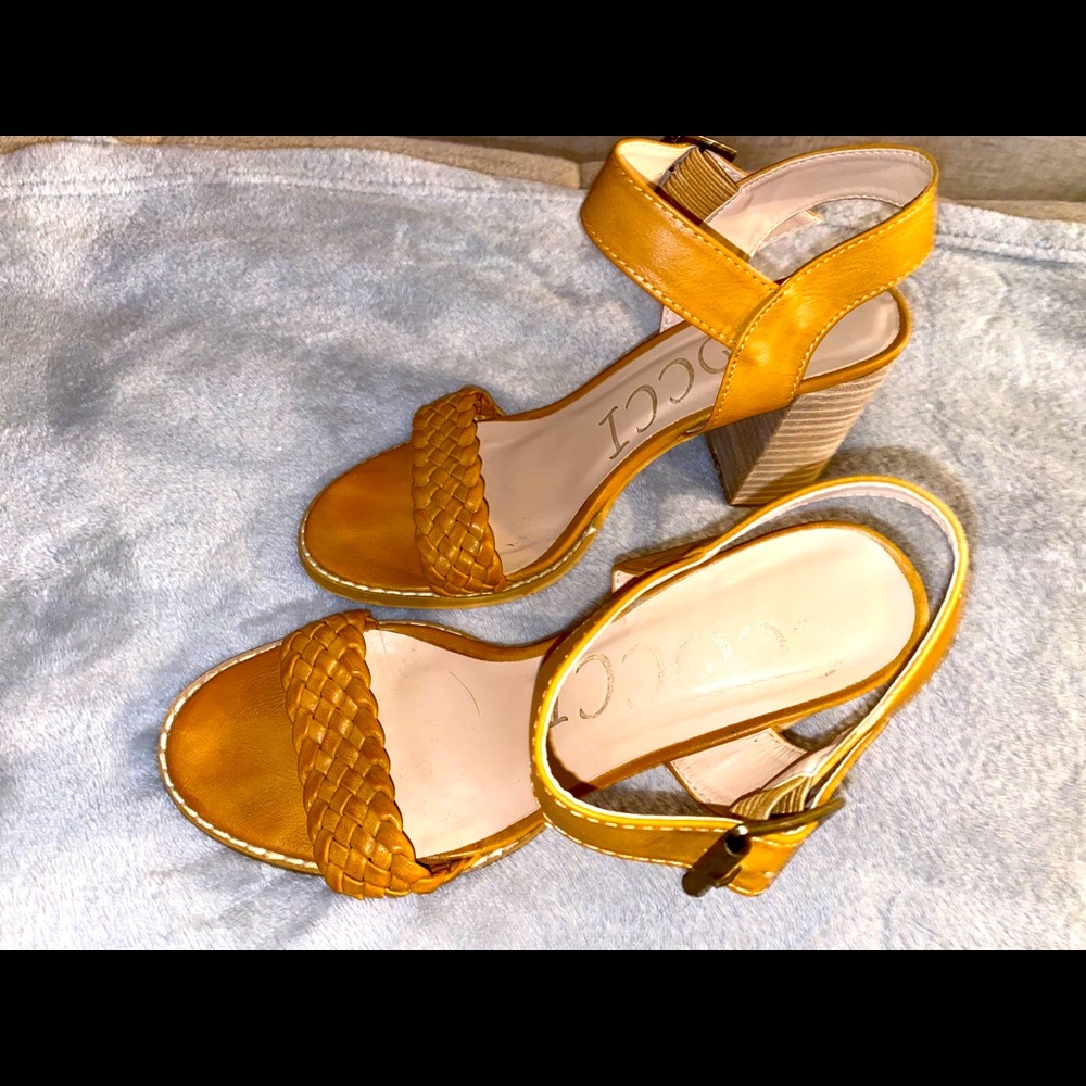 Camel colored boutique heels